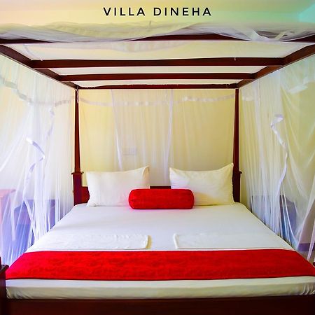 Villa Dineha Hikkaduwa Buitenkant foto
