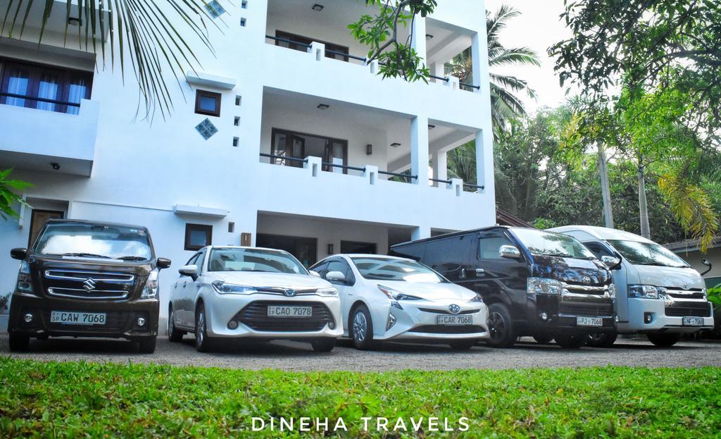Villa Dineha Hikkaduwa Buitenkant foto