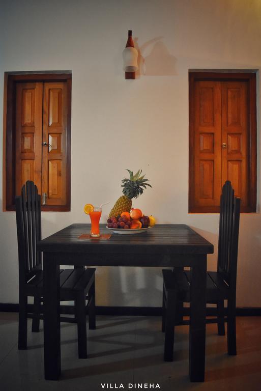 Villa Dineha Hikkaduwa Buitenkant foto