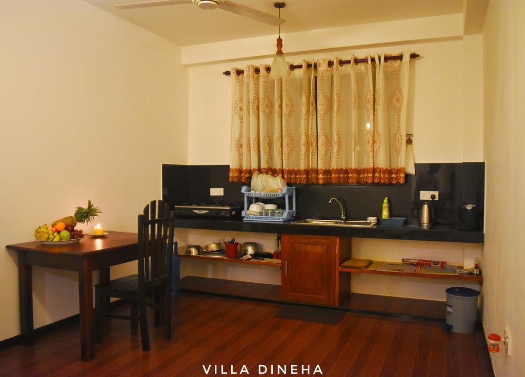 Villa Dineha Hikkaduwa Buitenkant foto